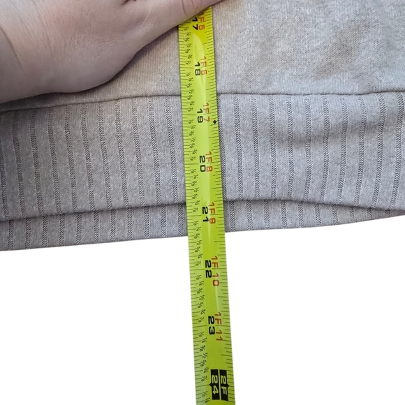 3/$15 Primark Cares Cream Hoodie Size Small - Picture 5 of 6